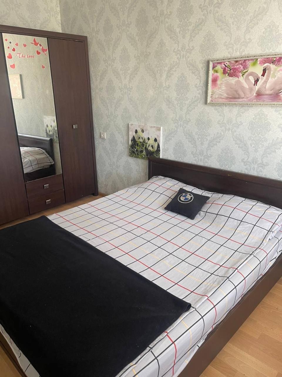 Apartment in the city centre دنيبروبيتروفسك المظهر الخارجي الصورة